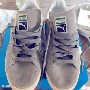 Suede Puma sneakers